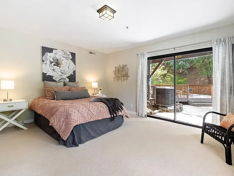 101 Brown Dr — Photo 18