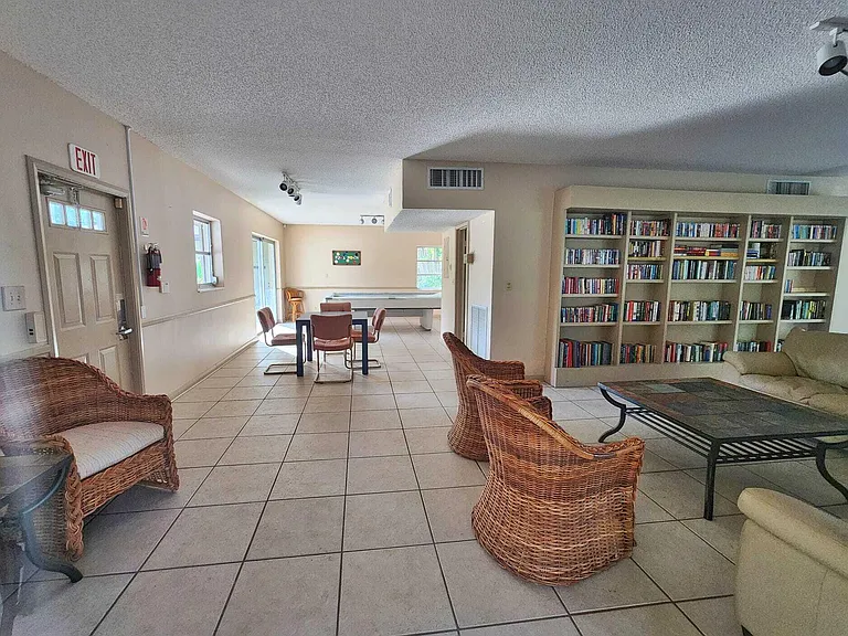 7705 Forest Green Ln — Photo 57
