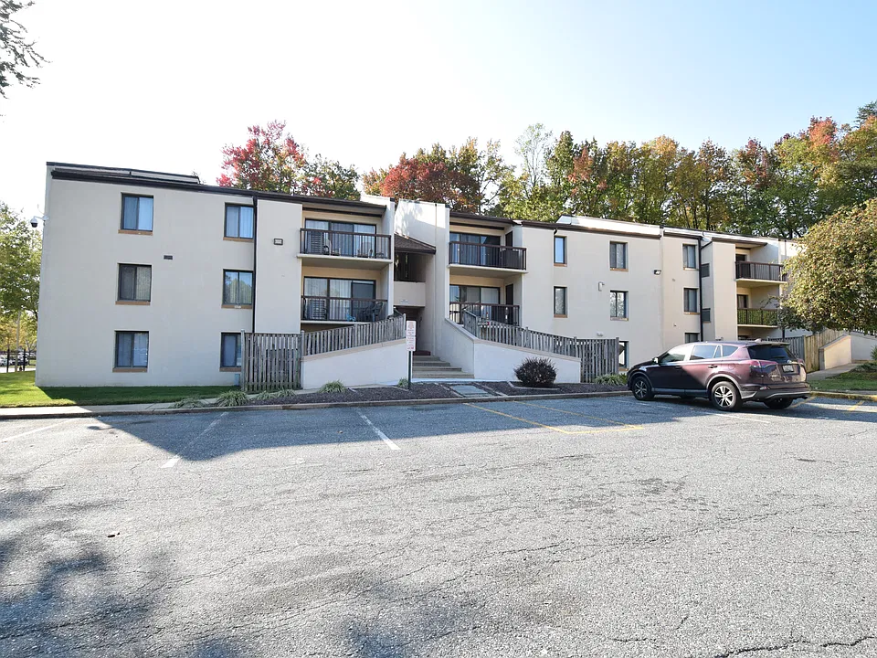 10100 Campus Way S #103