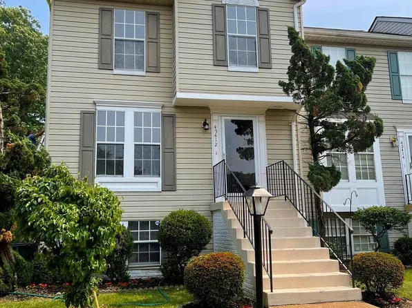 45412 Gable Sq, Sterling, VA 20164