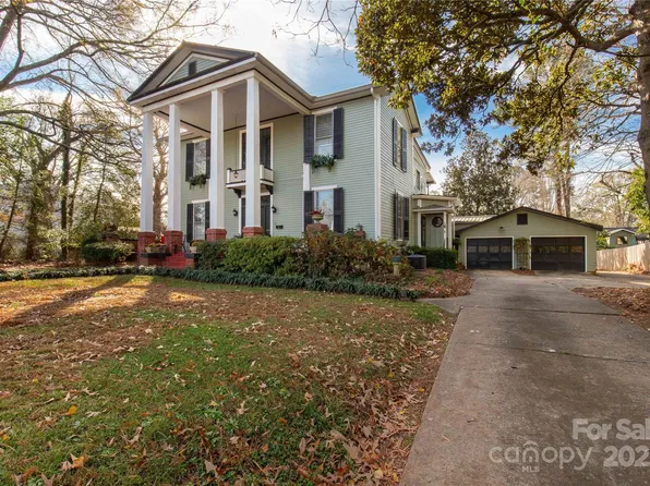 226 E Liberty St, York, SC 29745