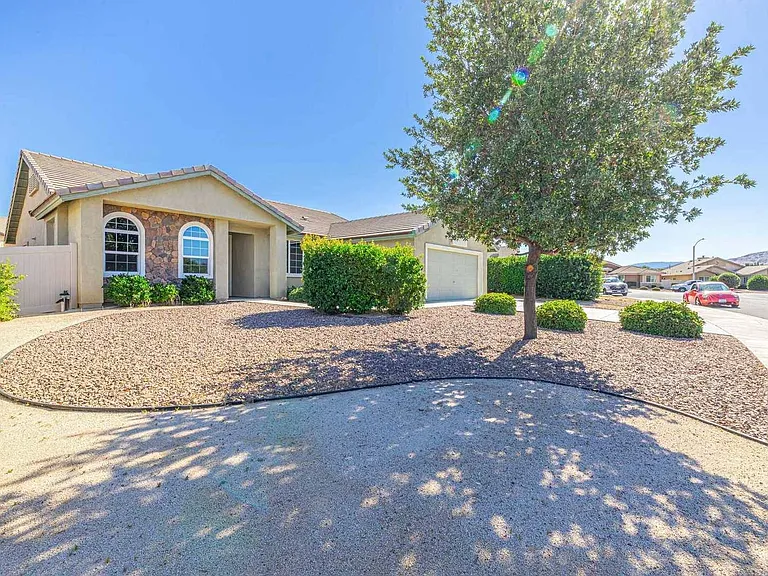 37058 Alton Dr — Photo 33