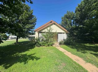 403 Elm St, Burden, KS 67019