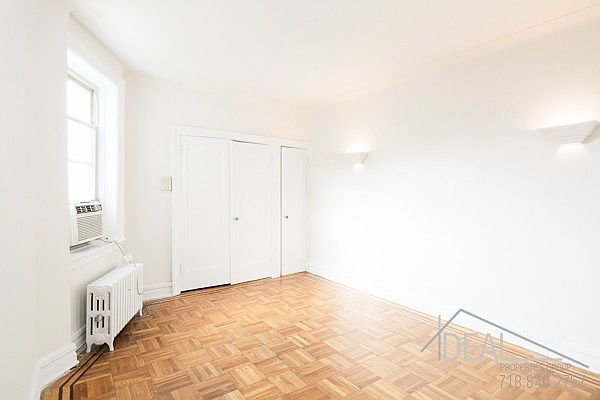 1st image of 264 Cumberland St