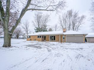 N68W30214 County Rd E, Hartland, WI 53029