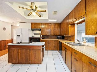 7518 Magnolia St, Houston, TX 77023