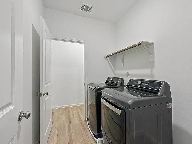 7818 Palm Glade Dr — Photo 24