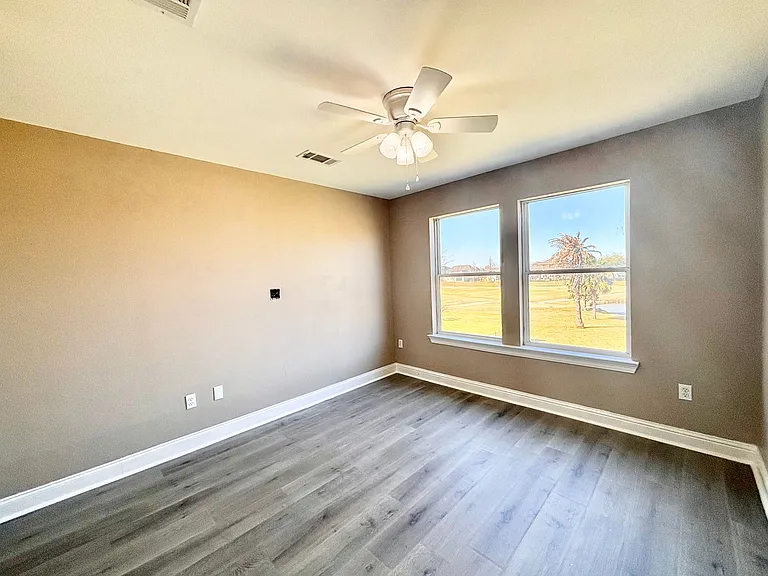 6181 Royal Palms Dr — Photo 12