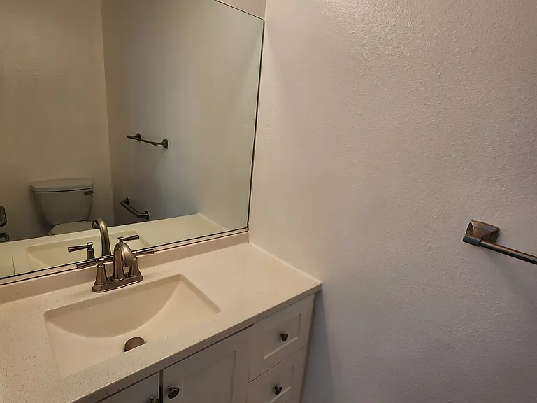 1118 N Kenmore Ave #4 — Photo 26