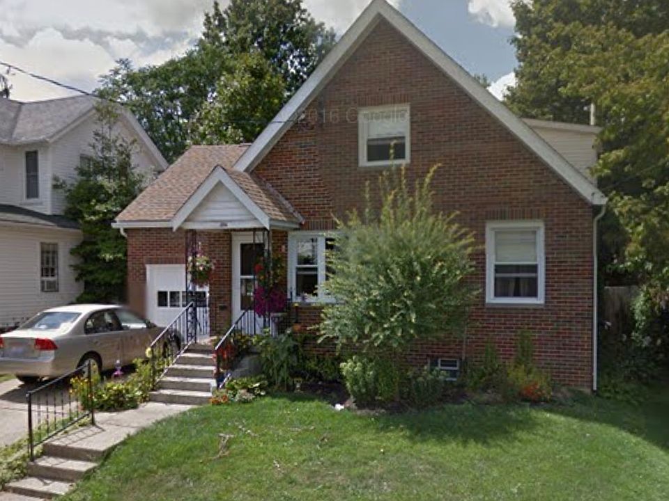 2nd image of 1006 Chestnut St