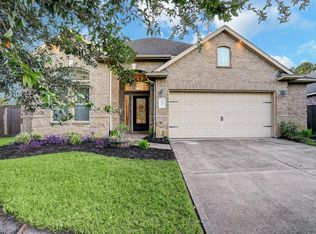 632 Pedernales St, Webster, TX 77598