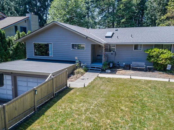 15622 60th Avenue W, Edmonds, WA 98026
