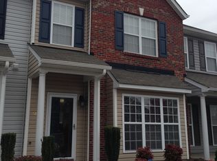 6823 Derby Run Dr, Whitsett, NC 27377