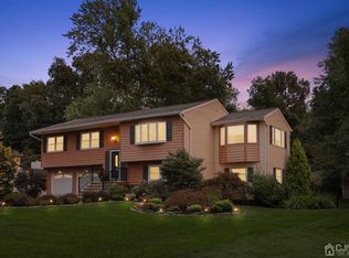 26 Pineybranch Rd, East Windsor, NJ 08512