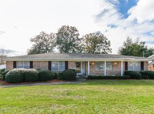 7330 Maple Tree Dr, Jacksonville, FL 32277