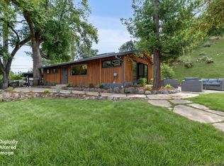 76 Old Spanish Trl, Portola Valley, CA 94028