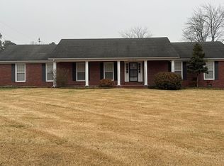 1398 Johnson Blvd, Murray, KY 42071