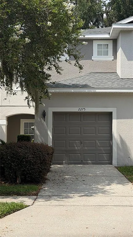 2 bed, 2.5 bath, 1275 sqft, $1,900 — Photo 1