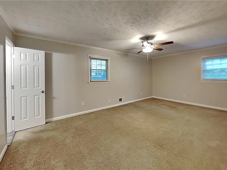 1625 Sonya Dr — Photo 8
