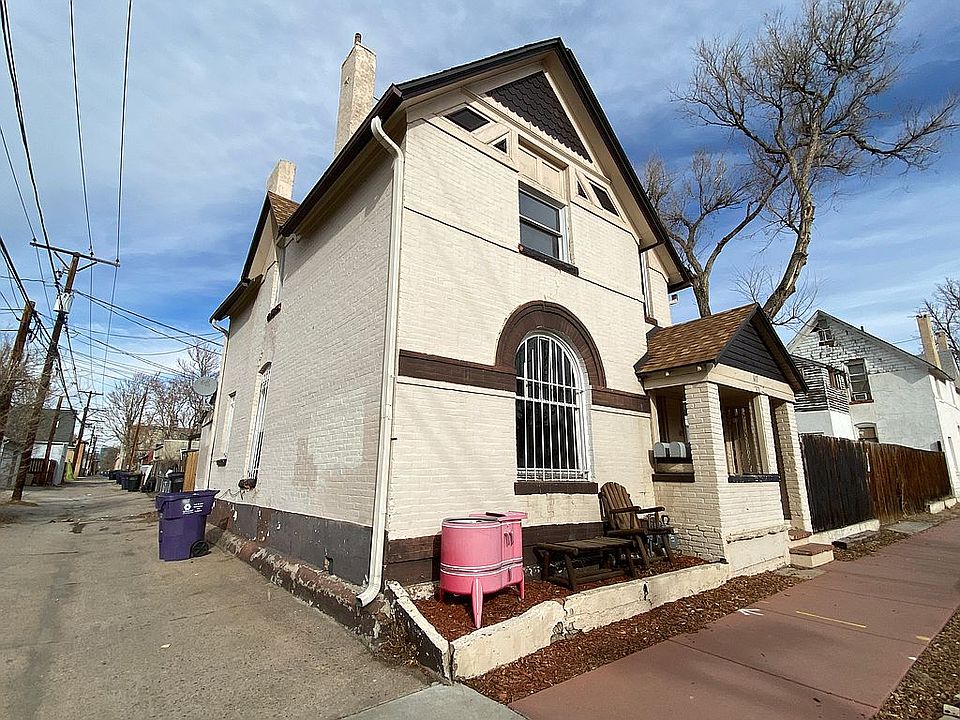 1st image of 617 W 1st Ave