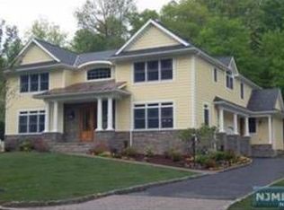 479 Eastgate Rd, Ridgewood, NJ 07450