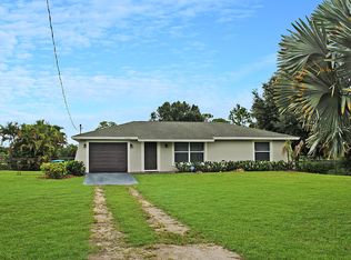 15465 San Diego Dr, Loxahatchee, FL 33470