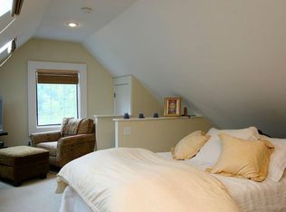 3910 Thomas Ave S, Minneapolis, MN 55410