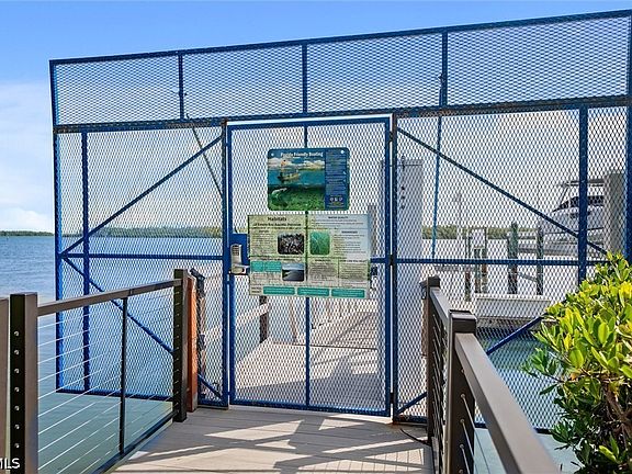 5th image of 4199 Bay Beach Ln