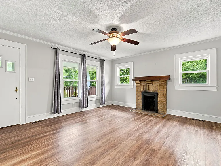 3629 Pleasant Garden Rd — Photo 6