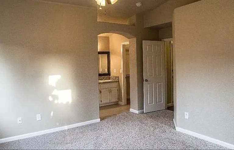 15633 Wooten Ct — Photo 23