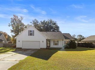 104 Arrowwood Ct, Raeford, NC 28376
