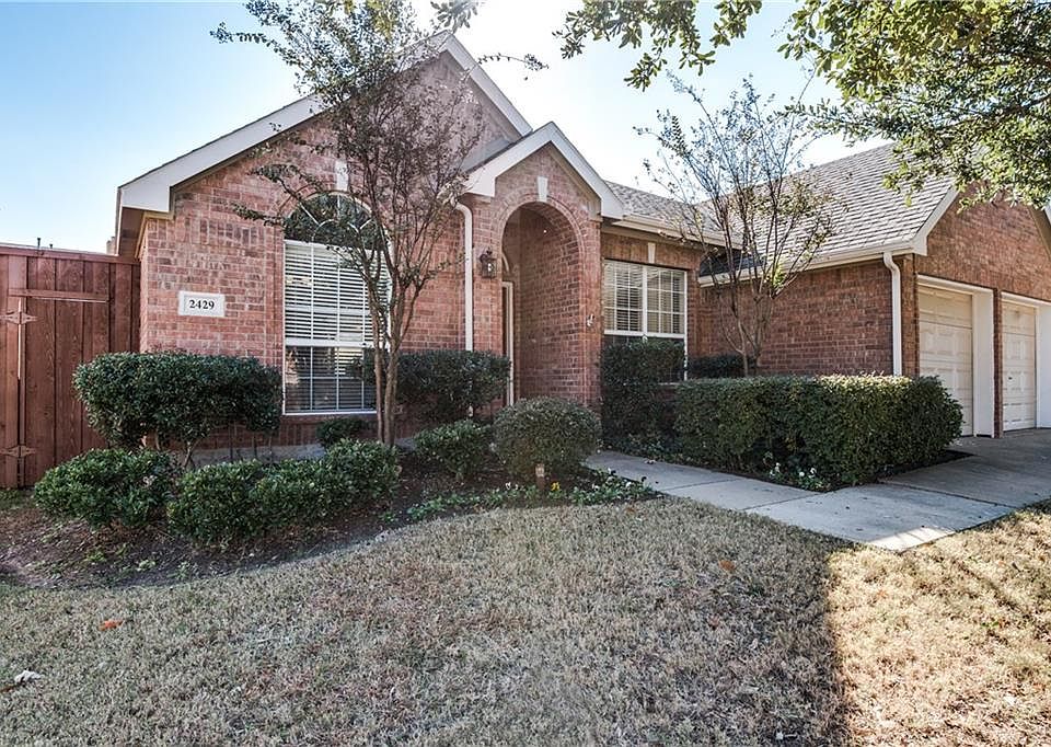 1st image of 2429 Loch Haven Ct