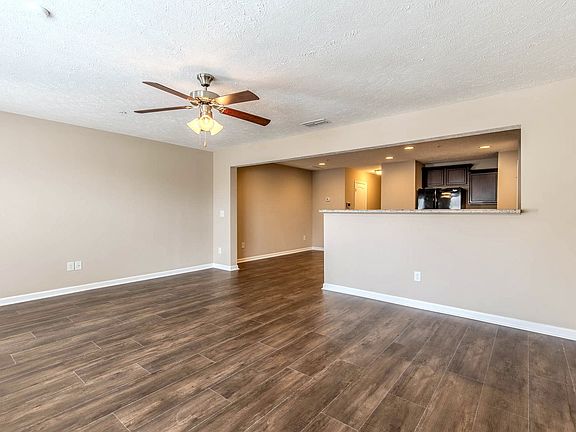 5th image of 110 Latimer Dr