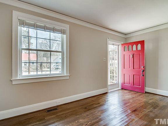 2nd image of 2411 Shenandoah Ave