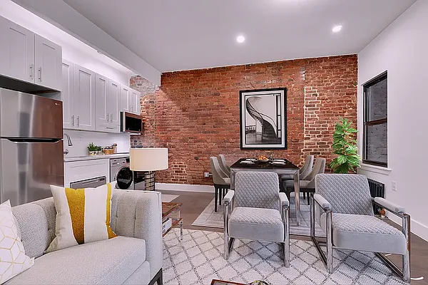 Rented by Platinum Properties | media 9