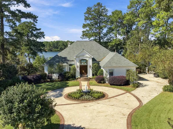 21 N Point Dr, Hattiesburg, MS 39402