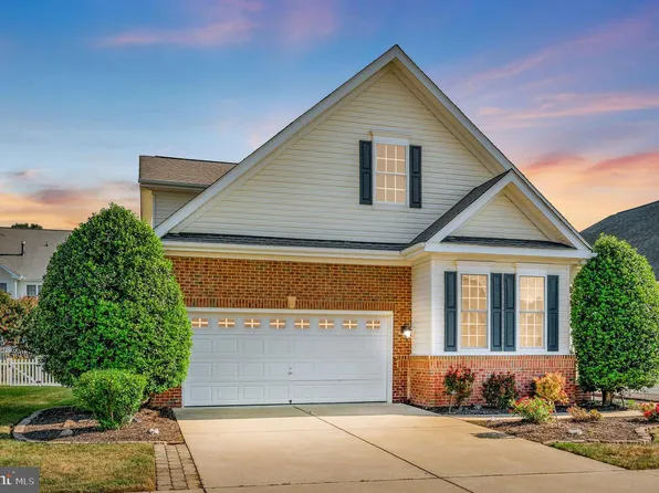 5105 Sewells Pointe Dr, Fredericksburg, VA 22407