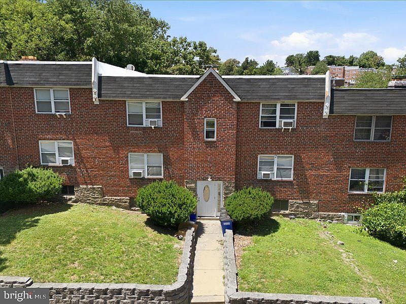 1st image of 5982 Henry Ave #84