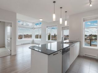 15956 86a Ave #426, Surrey, BC