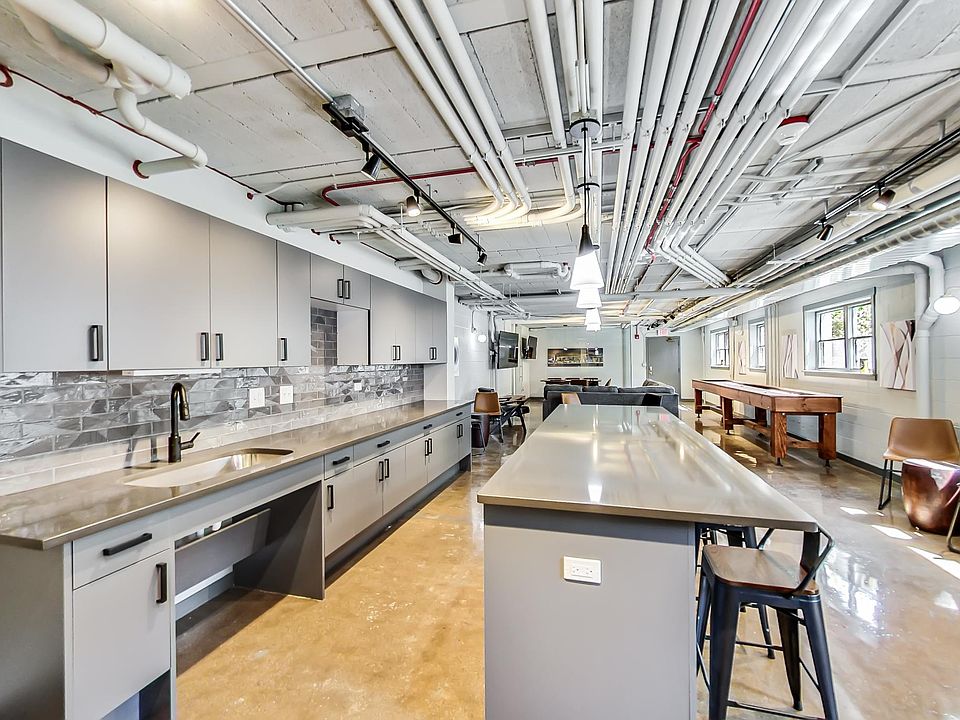 Euclid Place Apartment Rentals Arlington Heights, IL Zillow