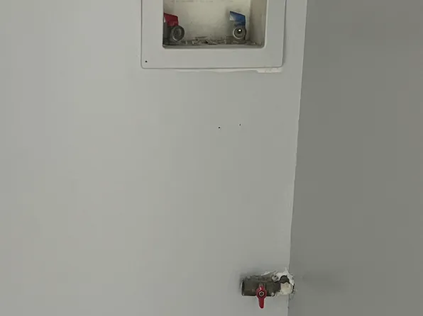 246 Fulton Avenue image 3 of 5