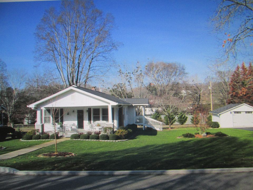 1st image of 2109 Ashmore Ave