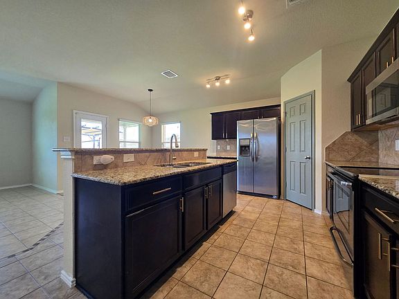 5th image of 5308 Waterbank Ln