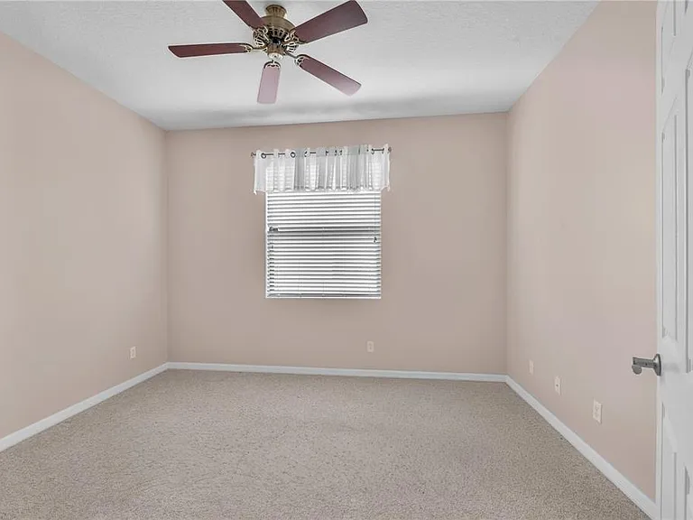 107 Shell Falls Dr — Photo 22