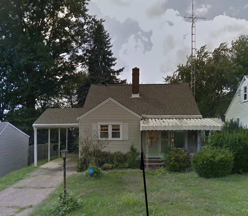 2nd image of 155 Woodlawn Ave NW