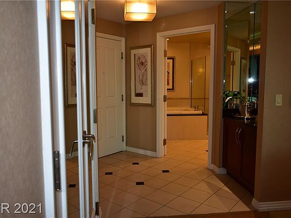 3rd image of 135 Harmon Ave #2505