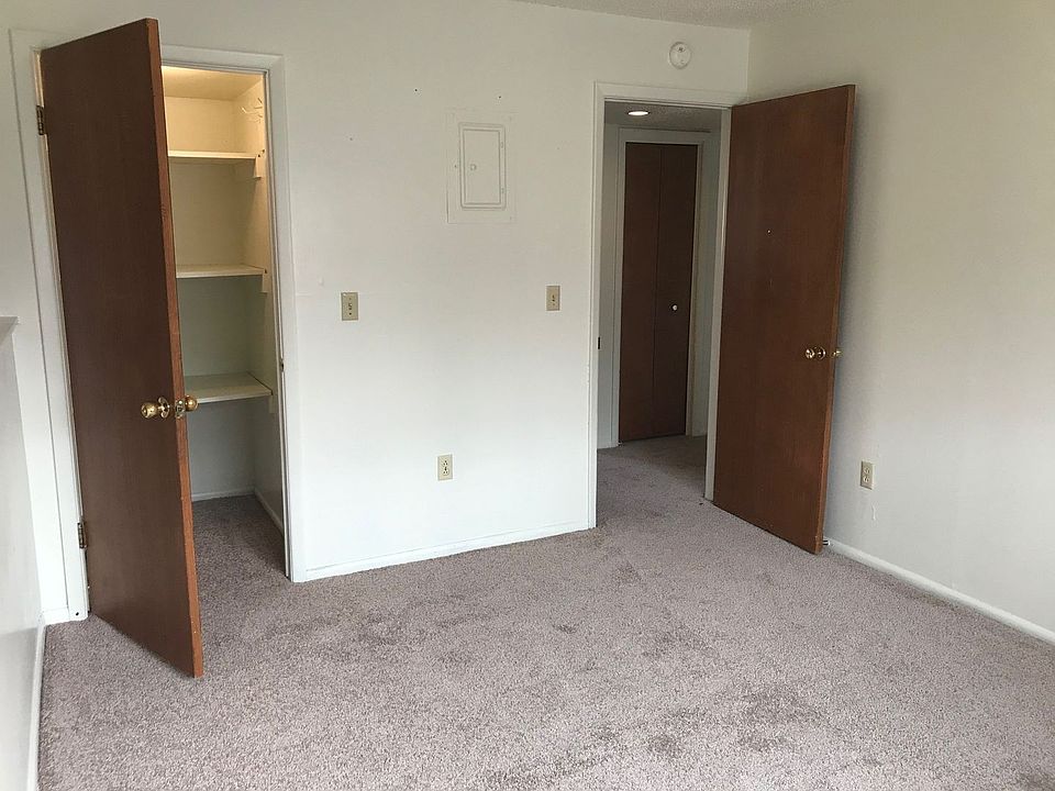 1st image of 1515 S Black Ave Unit 4