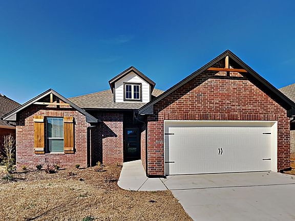 2nd image of 3801 Palmetto Trl