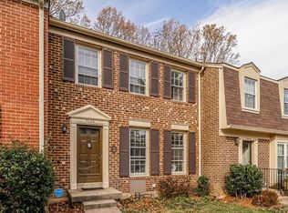 7476 Adams Park Ct, Annandale, VA 22003