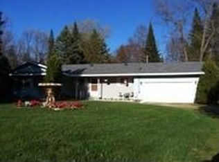 3891 Club Rd, Indian River, MI 49749